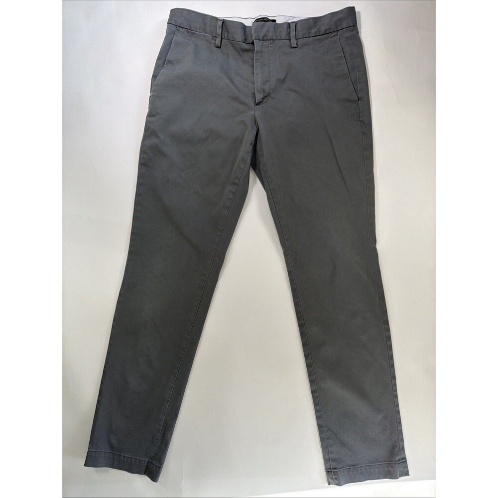 Banana Republic Men’s Medium Gray Fulton Chino Size 33/32
